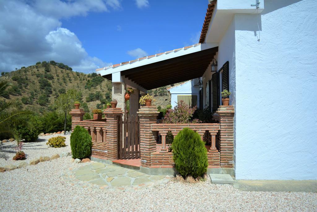 El Emigrante Villa El Chorro Exteriör bild